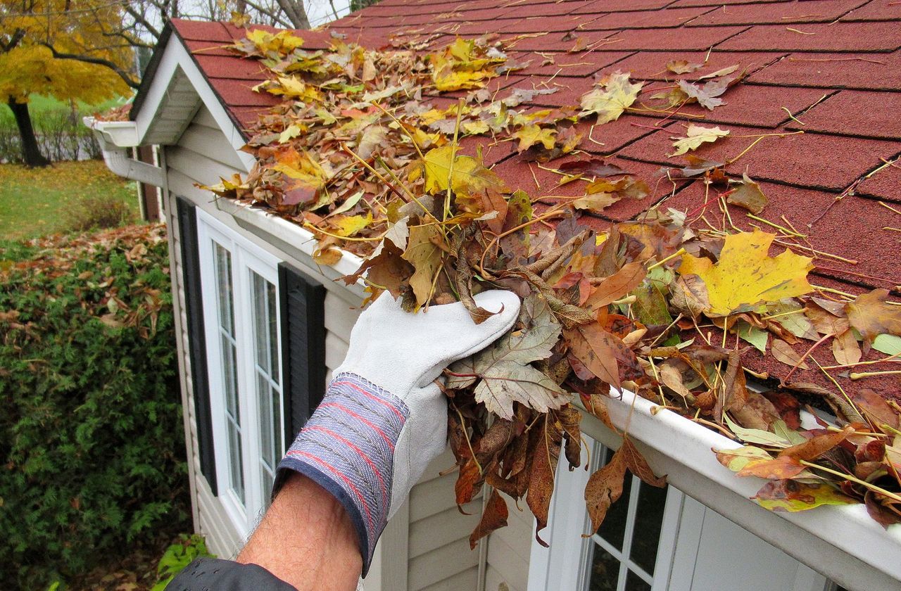 Gutter Cleaning in South Jersey by Capri Wash